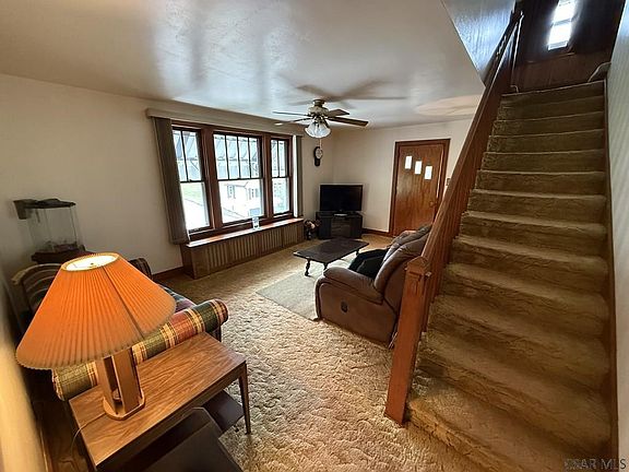 5th image of 1821 Ruby St