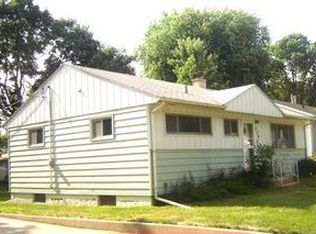 939 S Cloudas Ave, Sioux Falls, SD 57103