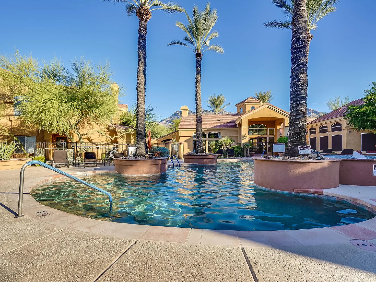 7050 E Sunrise Dr — Photo 3