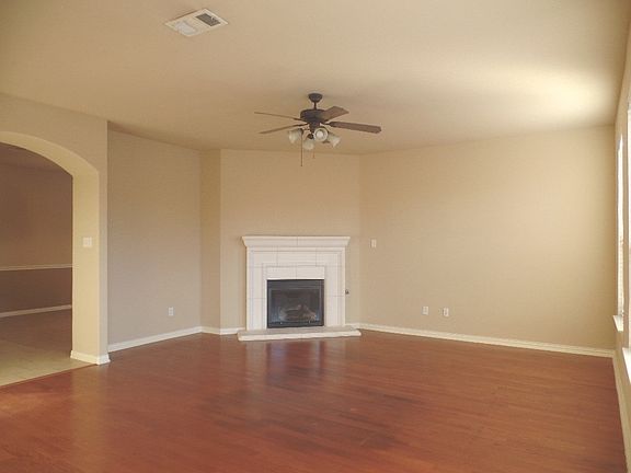 5th image of 7213 Middleburg Dr