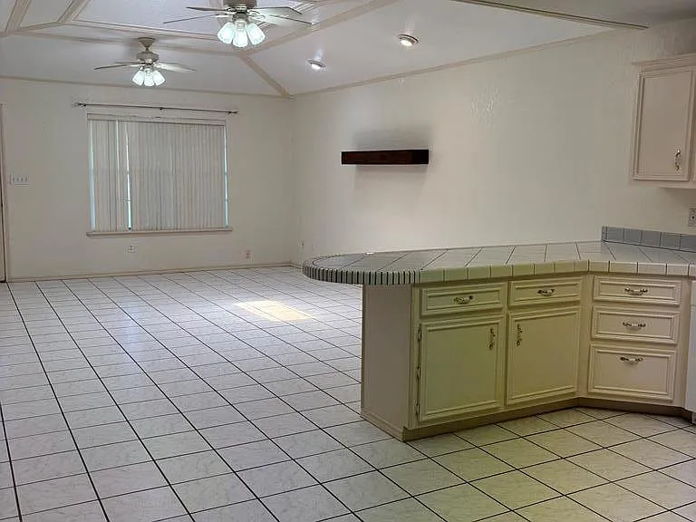 112B E Constellation Dr #B — Photo 18