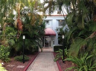 215 30th St APT 18, Miami Beach, FL 33140