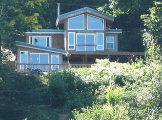 11004 Vashon Hwy SW, Vashon, WA 98070