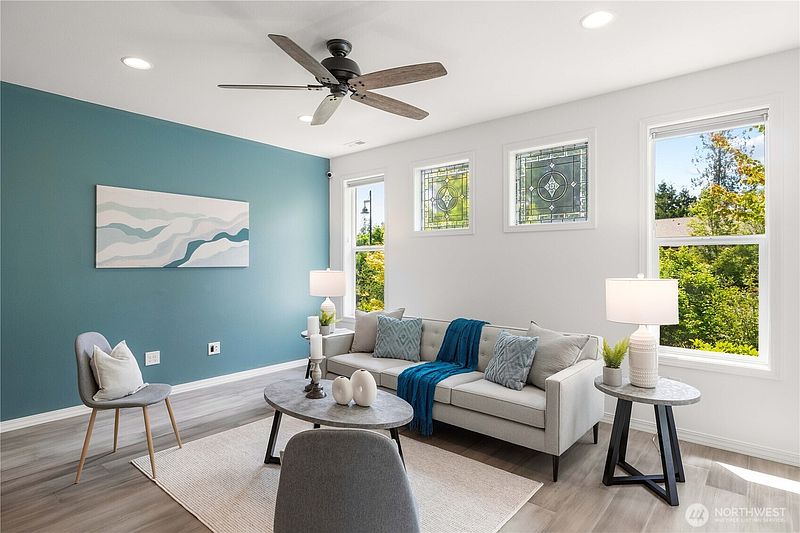 5th image of 18915 143rd Street E