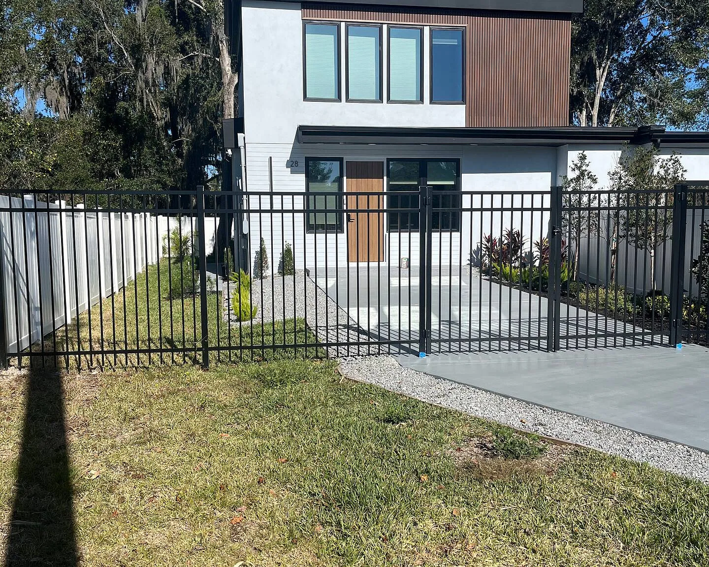 28 Academy Ave — Photo 1