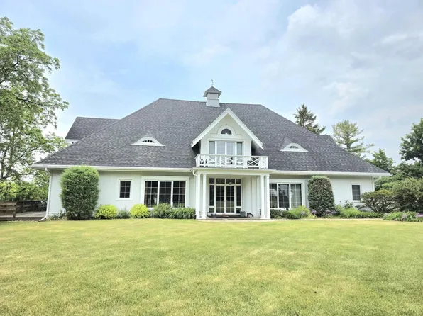 711 Giddings AVENUE, Sheboygan Falls, WI 53085