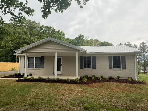 2708 Deck Mountain Rd, Cookeville, TN 38506