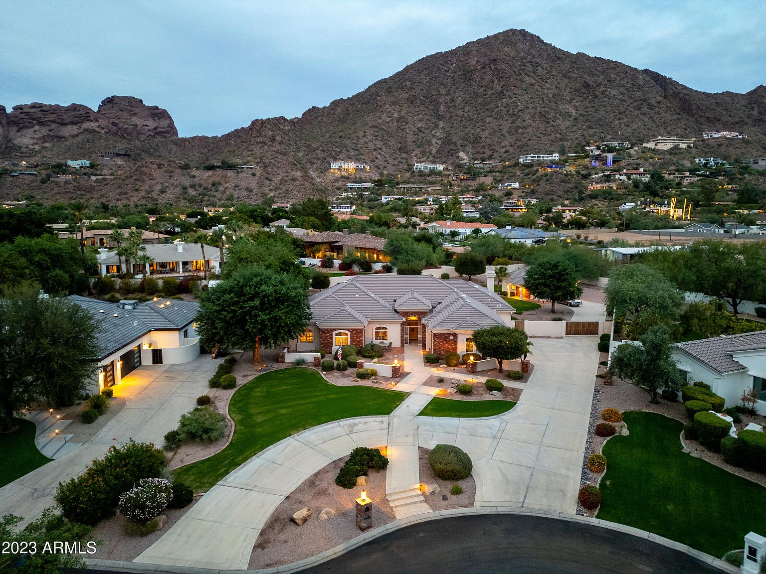 93e6ce869034ef3a65ab4eaddde74f