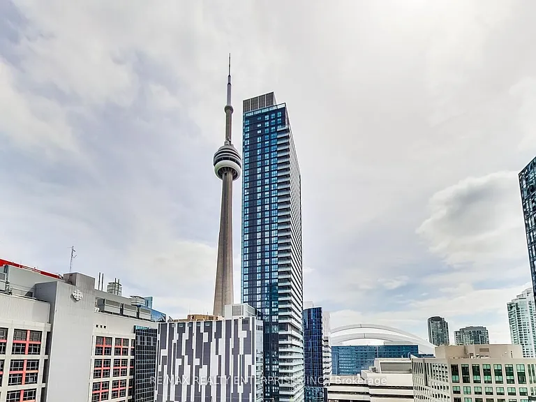 250 Wellington St W #1435 — Photo 7