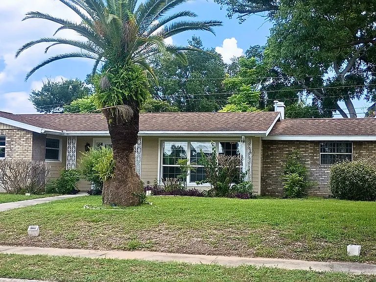1401 Cadillac Dr — Photo 1