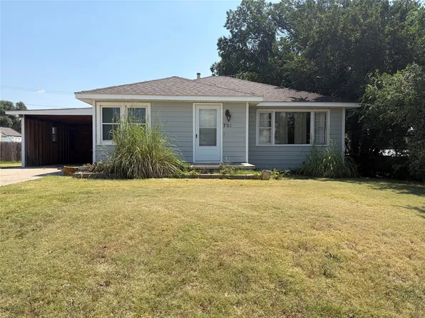 726 S Bowlus, Jetmore, KS 67854