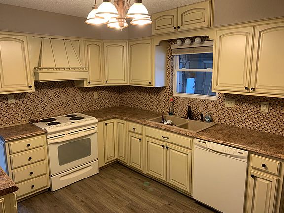 5th image of 10757 Willinda Dr