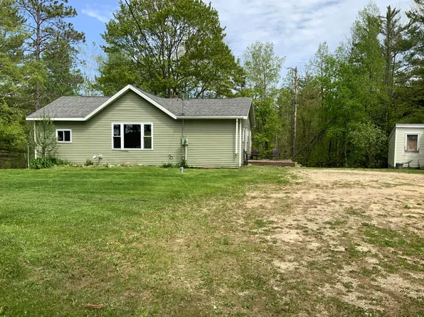 16658 140th Ave, Leroy, MI 49655