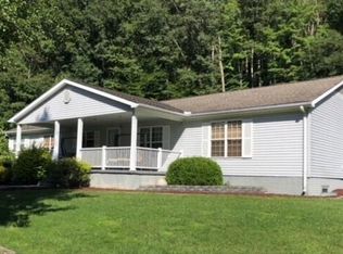 376 Sewell Creek Rd, Rainelle, WV 25962