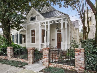 4230 Chestnut St, New Orleans, LA, 70115