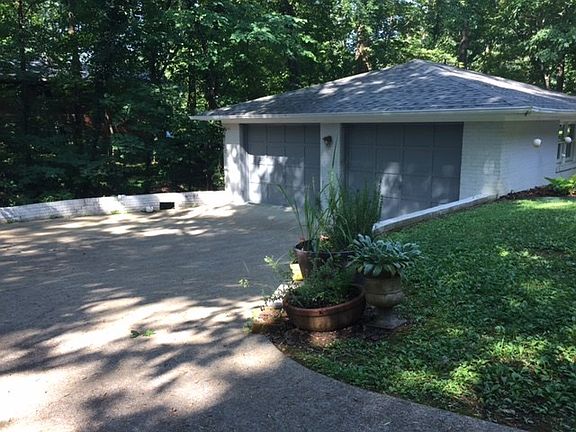 4th image of 1211 Greenwood Trl NW