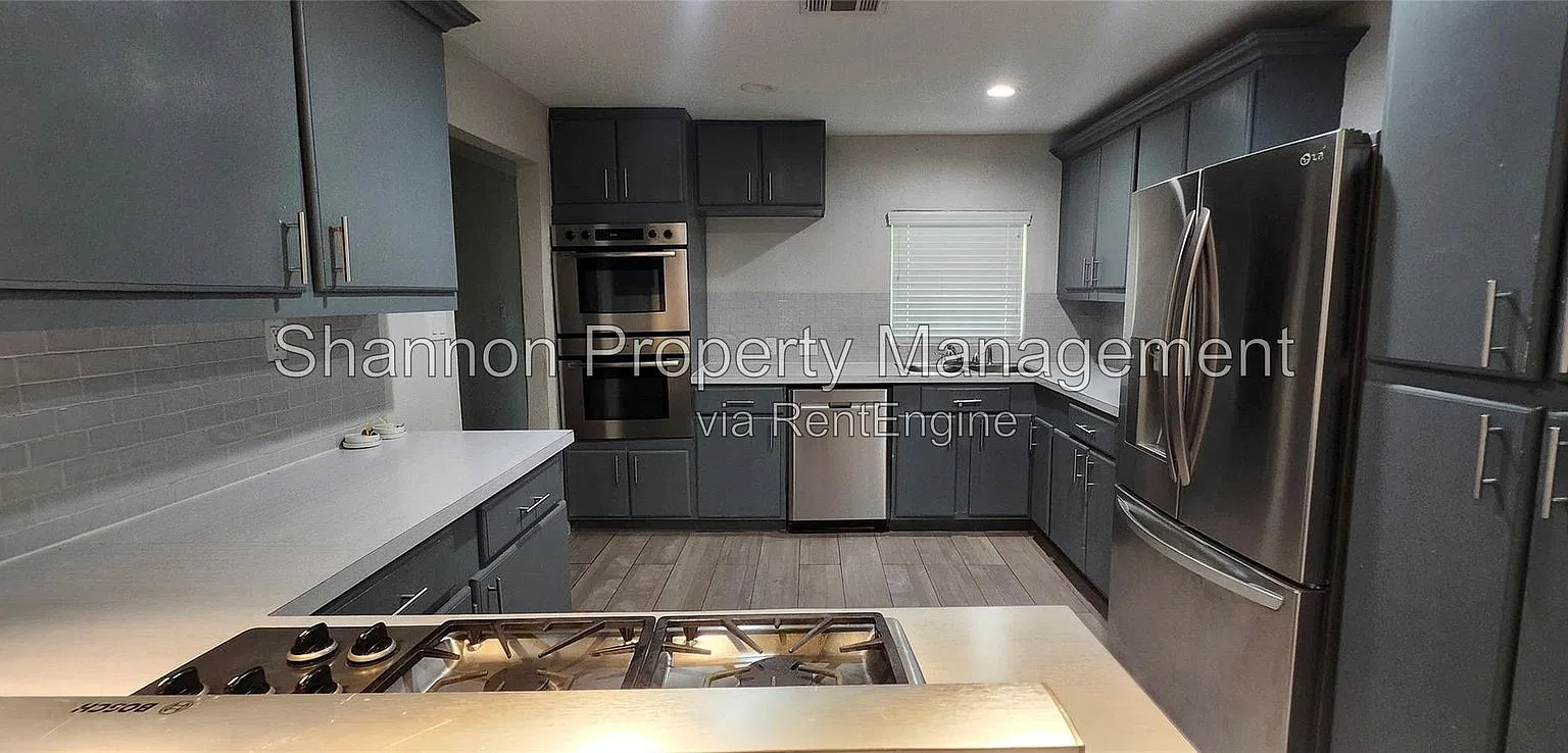 3 bed, 2.0 bath, 1817 sqft, $1,800 — Photo 4