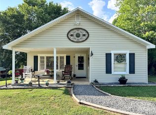 173 W A Harris Rd, Morganton, NC 28655