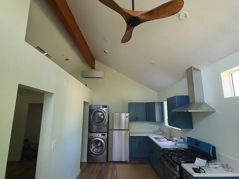 22149 Cohasset St #ADU — Photo 6