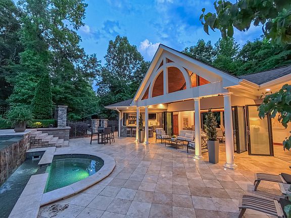4th image of 3197 Carriage Creek Ct