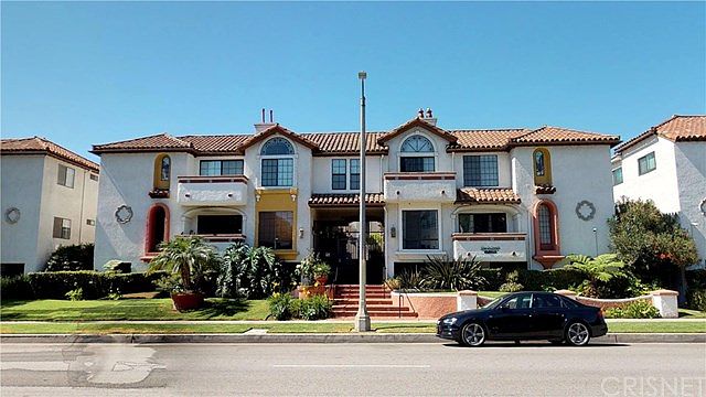 1st image of 3271 Sawtelle Blvd APT 203