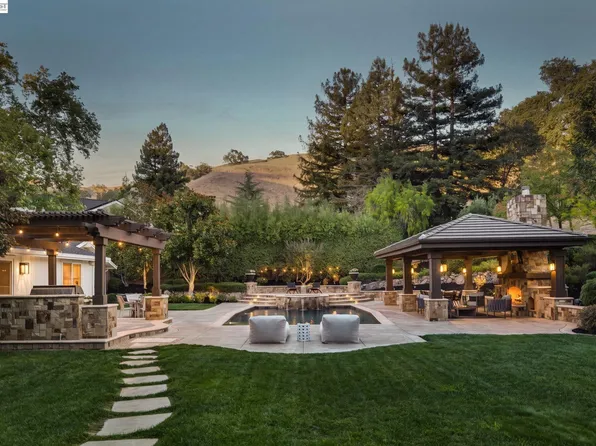 2780 Mossy Oak Dr, Danville, CA 94506