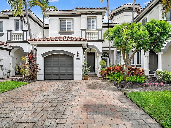 2nd image of 3010 Murano Bay Drive