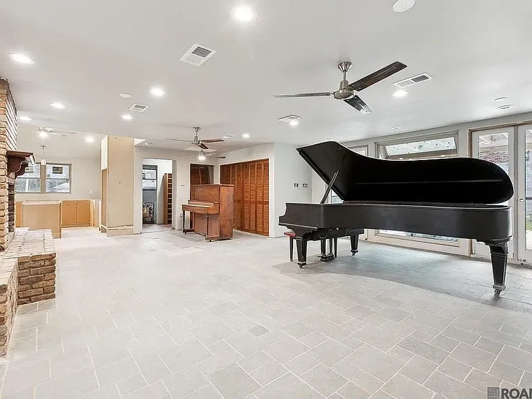 420 Brookhaven Dr — Photo 6
