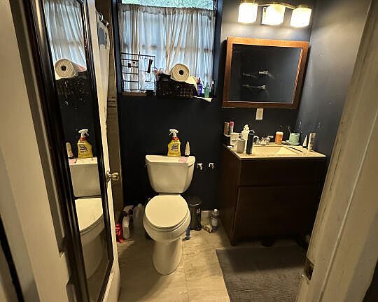 4th image of 5976 REDBERRY Lane