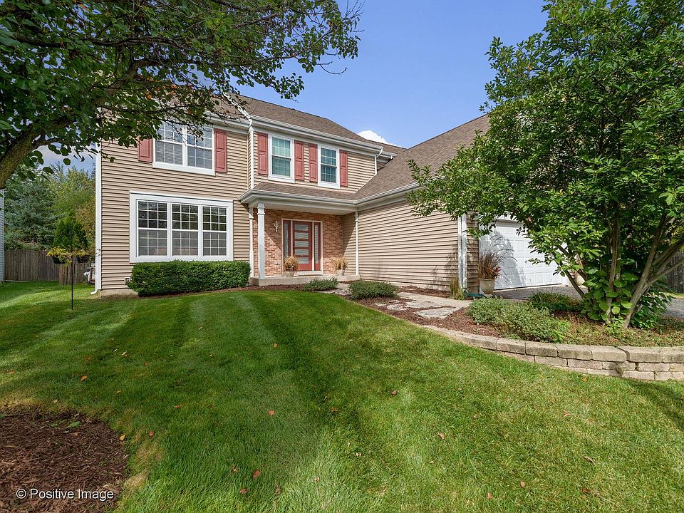 1st image of 3030 Savannah Dr