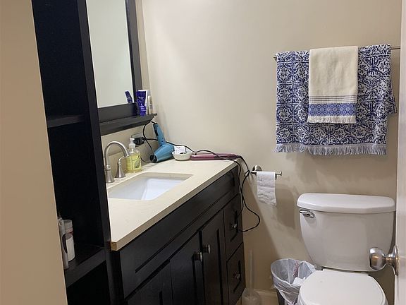 4th image of 899 S Plymouth Ct APT 1606