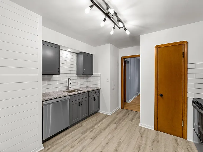 6229 Stanbury Rd — Photo 8