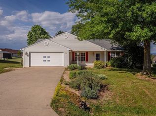 53 Harrogate Dr, Fishersville, VA 22939