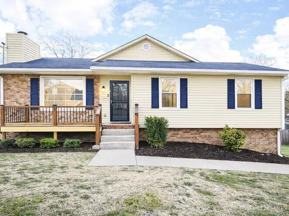 121 Hillwood Dr, Hendersonville, TN 37075