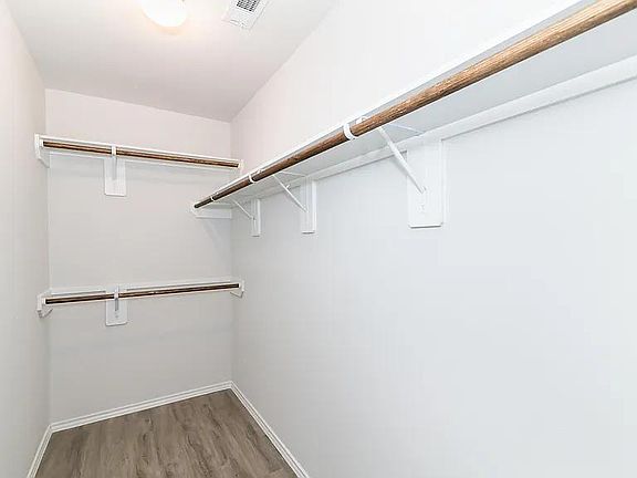 2nd image of 8615 Doris Oaks Cir #1