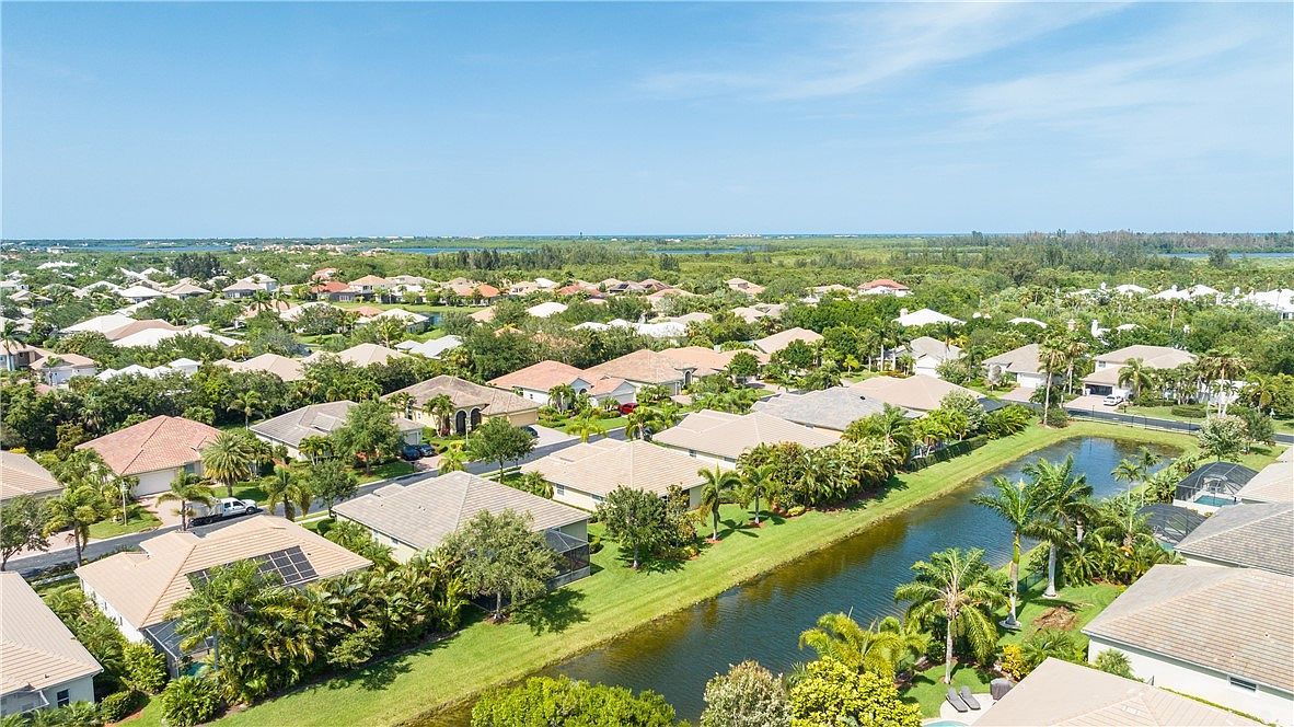 4220 Diamond Sq, Vero Beach, FL 32967 MLS 268329 Zillow