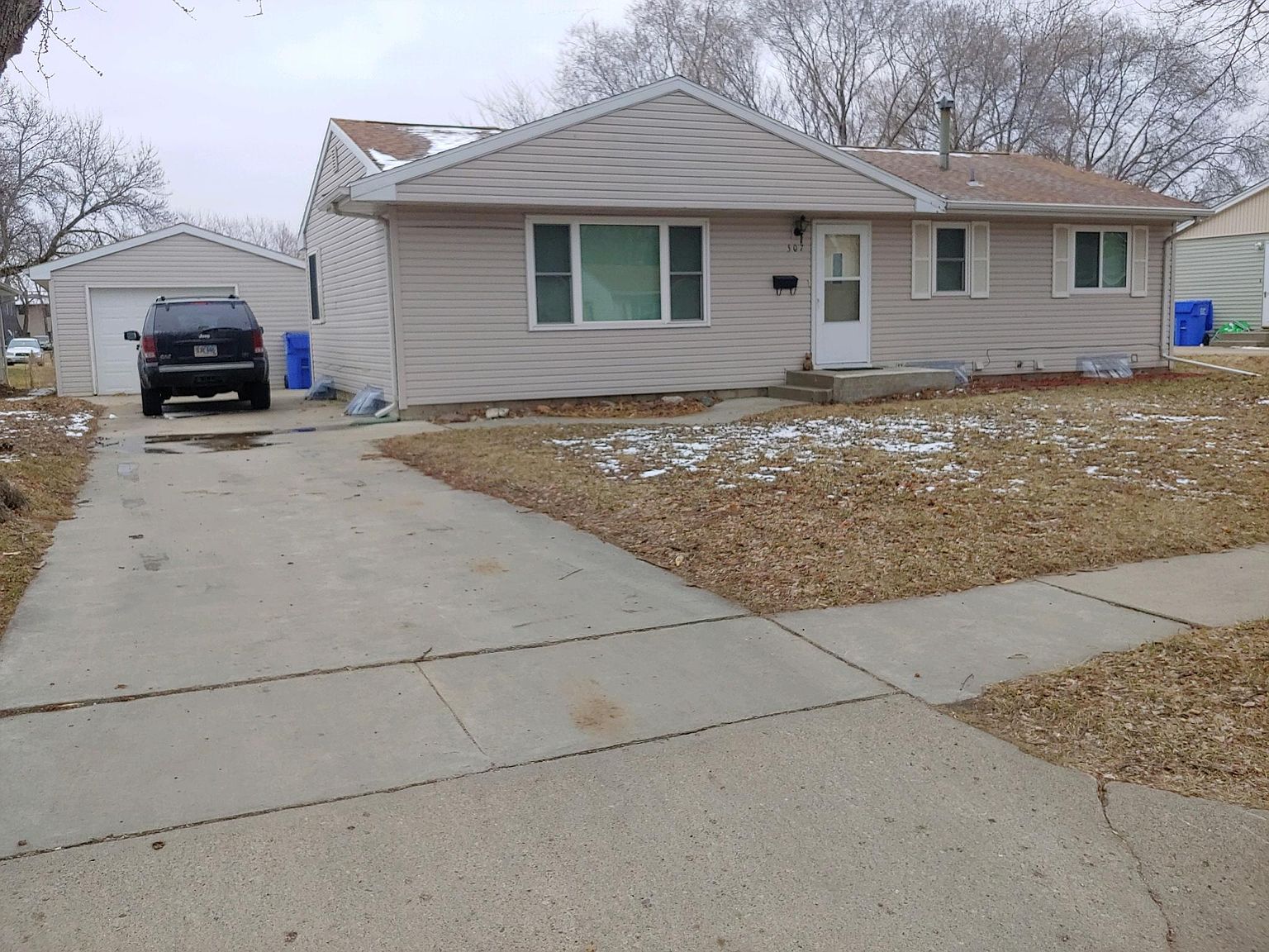 507 Prentis Ave, Vermillion, SD 57069 Zillow