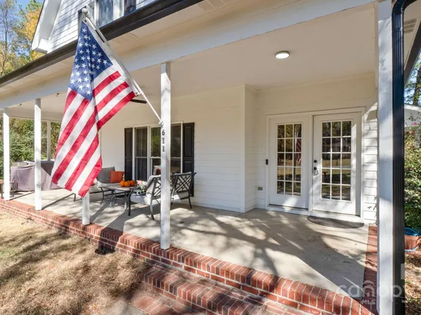 611 Mallory Dr, Rock Hill, SC 29730