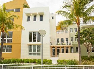 211 Aqua Ter, Miami Beach, FL 33141