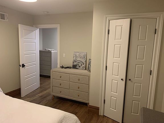 5th image of 865 Sterling Pl