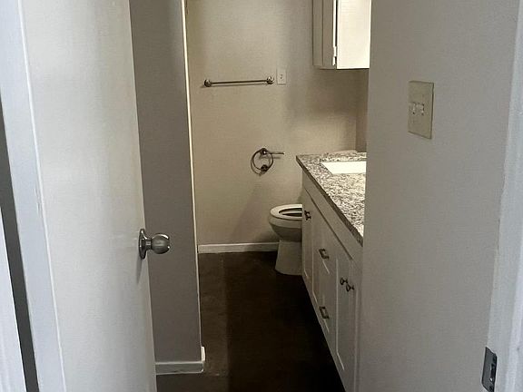 5th image of 5538 Farley Dr #A