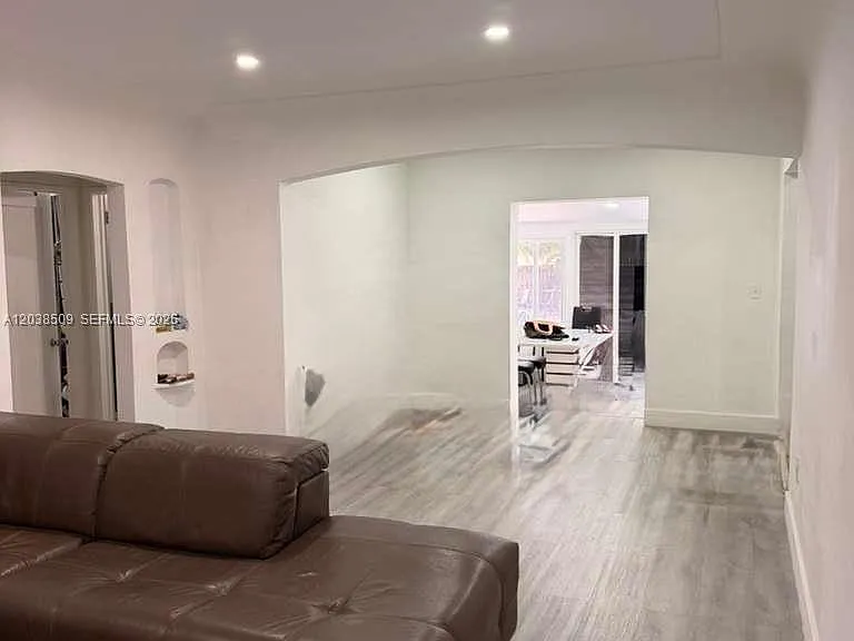 2920 SW 15th St — Photo 13