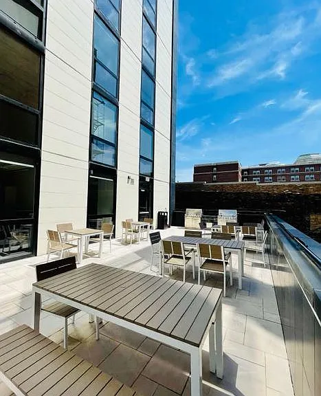 Arcade Residences — Photo 19