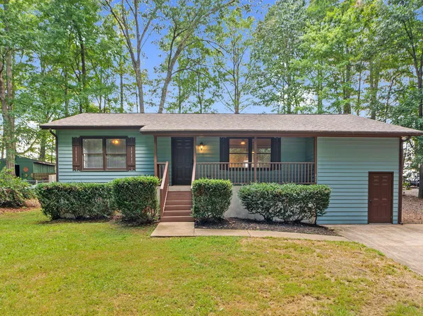 424 Shawnee Dr, Louisburg, NC 27549
