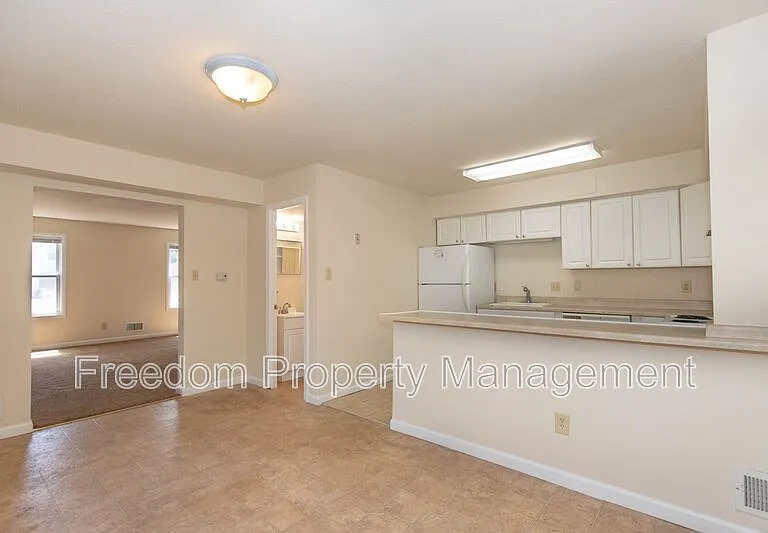 9206 Hood Rd — Photo 3
