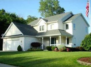 1449 Waynedale Dr, Garrett, IN 46738