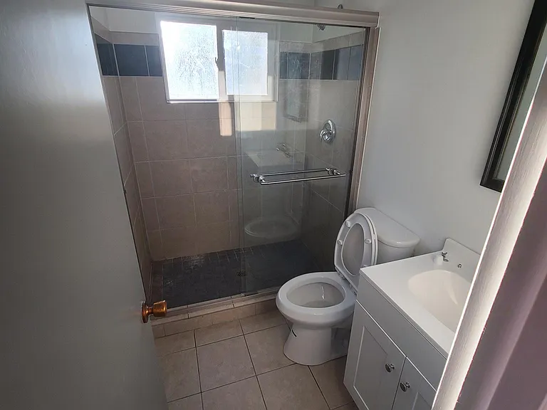 4673 Everett Ct — Photo 11