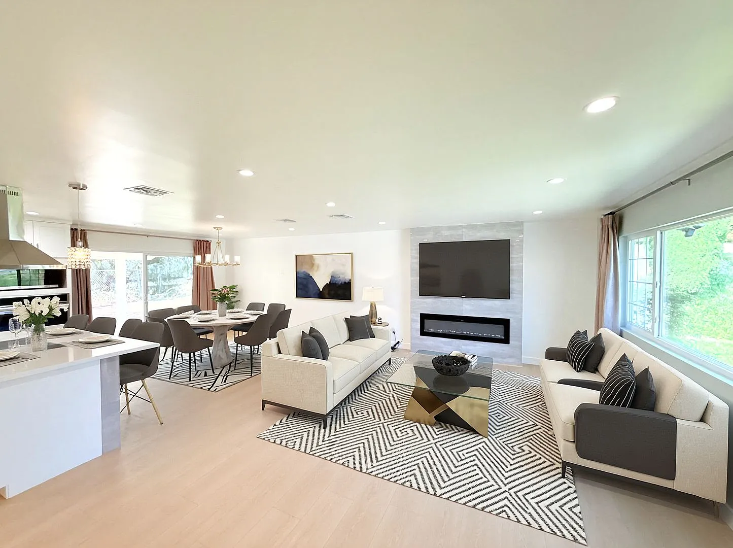 Fantastic Renovated Spacious 3 bed 2 Bath home In Pacoima — Photo 2