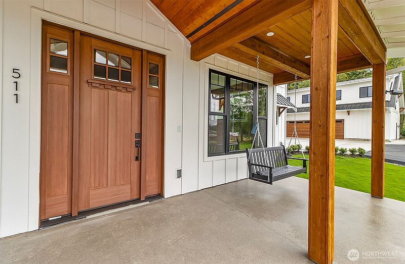 5th image of 511 75th Avenue SE