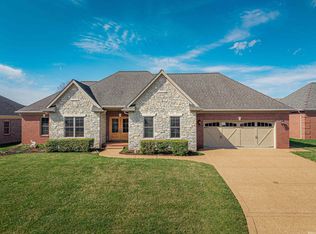 3202 Takara Dr, Evansville, IN 47715